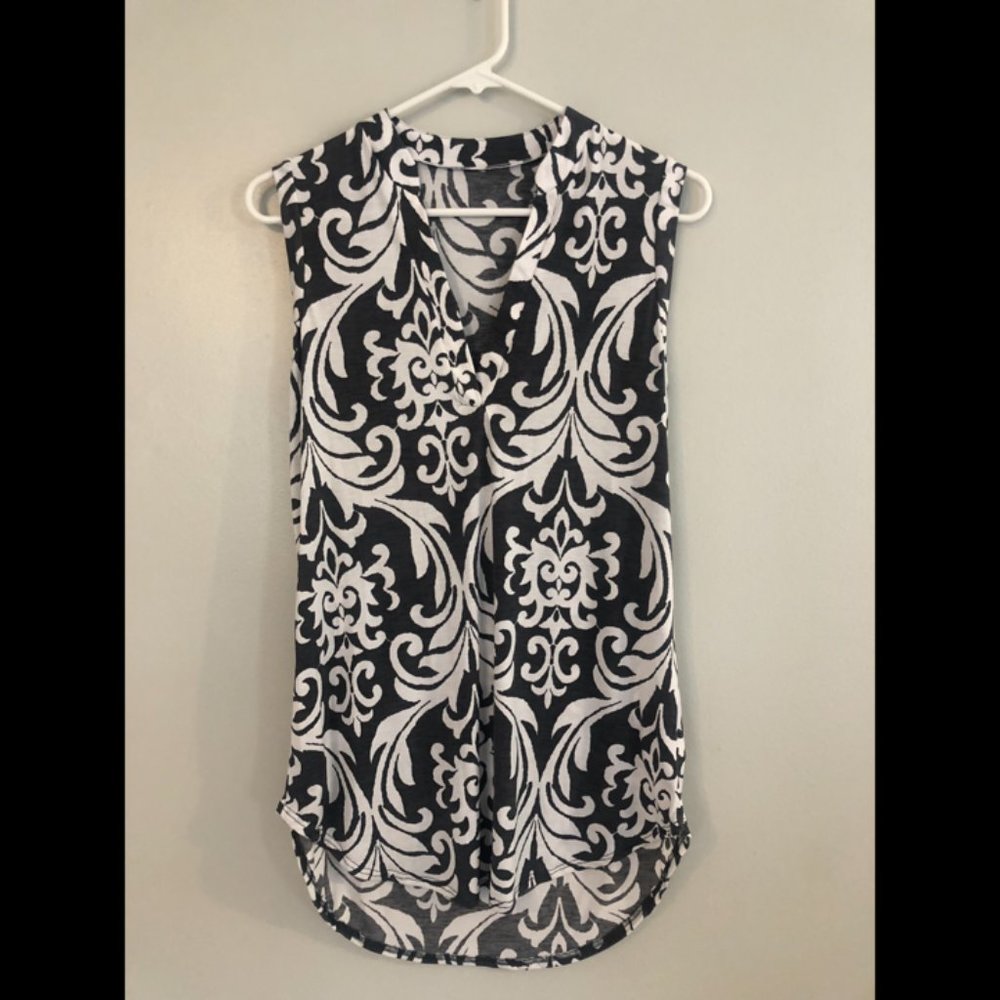 Split Neck Sleeveless Top